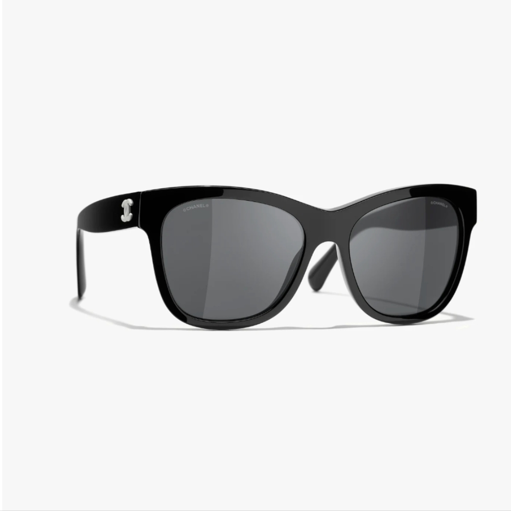 Chanel SQUARE SUNGLASSES